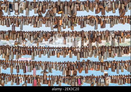 Liebe Vorhängeschlösser in Sliema, Malta. Stockfoto