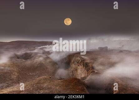 Geysire Sol de Manana in Bolivien. Ungewöhnliche Naturlandschaften Stockfoto