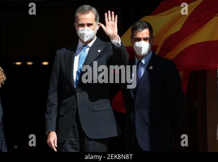 Madrid, Spanien, 23/02/2022.- Felipe VI. König von Spanien nimmt am Kongress der Abgeordneten Teil, um des gescheiterten Putsches vom 23. Februar 1981 zu gedenken. Pedro Sánchez, Präsident Spaniens, und Meritxell Batet Lamaña, Präsident des Abgeordnetenkongresses, empfingen ihn.Foto: Juan Carlos Rojas weltweite Nutzung Stockfoto