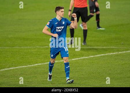 Christoph BAUMGARTNER (1899) freut sich über sein Ziel, es 2-0 zu schaffen, klatscht seine Faust; goaljubel Soccer 1. Bundesliga, Spieltag 22nd, TSG 1899 Hoffenheim (1899) - SV Werder Bremen (HB), am 21. Februar 2021 in Sinsheim/Deutschland. Die DFL-Vorschriften verbieten die Verwendung von Fotos als Bildsequenzen und/oder quasi-Video weltweit Stockfoto