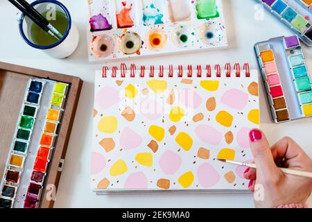Malerei bunte Aquarell abstrakte Terrazzo Punkte Muster Stockfoto