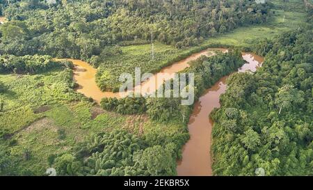 Kamerun, Luftaufnahme des Flusses Sanaga in der Landschaft Stockfoto