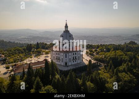 Sameiro Sanctuary Drohne Luftaufnahme in Braga, Portugal Stockfoto