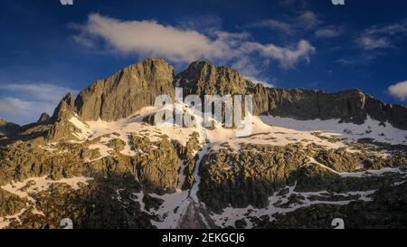 Pics de Comalespada aus der Nähe der Hütte Ventosa i Calvell (Boí-Tal, Katalonien, Spanien, Pyrenäen) ESP: Vistas de los Pics de Comalespada Stockfoto