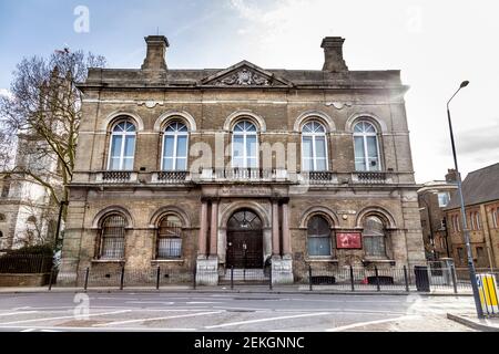 Ehemaliges Rathaus - das Rathaus von Limehouse an der Commercial Road, Limehouse, Tower Hamlets, London, Großbritannien Stockfoto