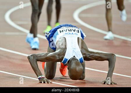 Mo Farah (Großbritannien) feiert seine Goldmedaille bei 10000 Meter Männern. IAAF World Championships London 2017 Stockfoto