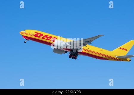 Die DHL Boeing 767 (N774CK) wird auf dem Flughafen Los Angeles, LAX, durchgeführt. Stockfoto