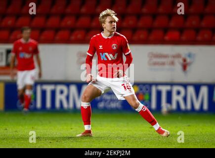 Woolwich, Großbritannien. Februar 2021, 23rd. WOOLWICH, Vereinigtes Königreich, FEBRUAR 13: Charlton Athletic's Matt Smith (Leihgabe von Arsenal) während Sky Bet League One zwischen Charlton Athletic und Burton Albion2at The Valley, Woolwich am 23rd. Februar, 2021 Credit: Action Foto Sport/Alamy Live News Stockfoto