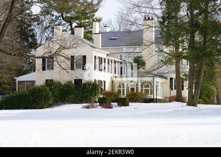 PRINCETON, NJ -17 FEB 2021- Blick auf das Palmer House, ein historisches Gästehaus auf dem Campus der Princeton University, einer privaten Ivy League Forschungsuniversität Stockfoto