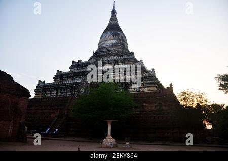 Shwesandaw Pagode paya Tempel für birmanische Menschen und Reisende reisen Besuchen Sie das Weltkulturerbe mit über 2000 Pagoden und Tempeln In Bagan oder Pagan A Stockfoto