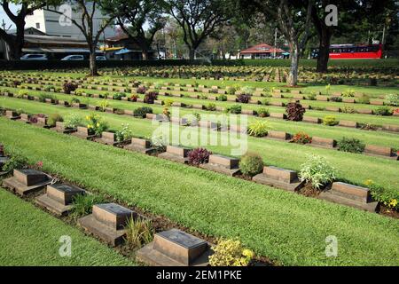 KANCHANABURI, THAILAND - 18. MÄRZ 2018 Commonwealth Kriegsgräber, Kanchanaburi Kriegsfriedhof Plots 2 und 4 Stockfoto