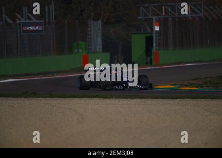 Imola, Italien. Februar 2021, 24th. #22 Yuki Tsunoda Alpha Tauri Toro Rosso Honda. Formel 1 Weltmeisterschaft 2021, Shakedown das neue Auto für die Saison 2021 von Alpha Tauri, Imola 24 Februar 2021. Kredit: Unabhängige Fotoagentur/Alamy Live Nachrichten Stockfoto