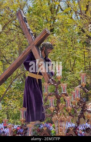 Strafvollzug unseres Vaters Jesus von der Demut der Bruderschaft des Hügels des Adlers, heilige Woche von Sevilla Stockfoto