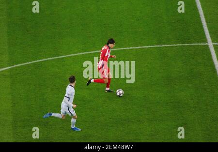 BUKAREST, RUMÄNIEN - 23. Februar 2021 - Chelsea FC und Atletico Madrid in Aktion während der ersten Etappe der UEFA Champions League bei der National are Stockfoto