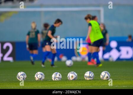 Florenz, Italien. Februar 2021, 24th. Offizieller Ball der UEFA Womens EURO 2022 Qualifikationsspiel der Gruppe B zwischen Italien und Israel im Artemio Franchi Stadion in Florenz, Italien Credit: SPP Sport Press Photo. /Alamy Live Nachrichten Stockfoto