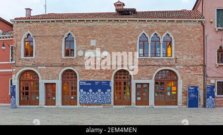 Burano, Italien - 10. Januar 2017: Merletto Museum auf der Insel Burano in Venedig, Italien. Stockfoto