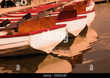 Boote in einem See, Paris, Frankreich Stockfoto