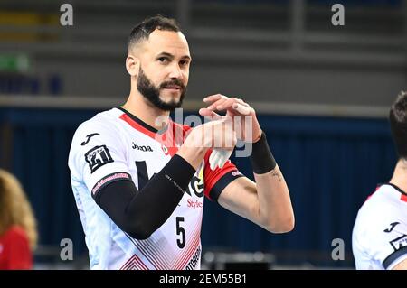 2/24/2021 - Osmany Juantorena #5 (Cucine Lube Civitanova) während Cucine Lube Civitanova gegen Grupa Azoty Kedzierzynyn Kozle, CEV Champions League Volleyball Spiel in Civitanova Marche, Italien, Februar 24 2021 (Foto by IPA/Sipa USA) Stockfoto