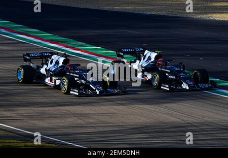 Imola, Italien. Februar 2021, 24th. #22 Yuki Tsunoda & Pierre Gasly Alpha Tauri Toro Rosso Honda. Formel 1 Weltmeisterschaft 2021, Shakedown das neue Auto für die Saison 2021 von Alpha Tauri, Imola 24 Februar 2021.Foto Federico Basile FB PhotoImages/Insidefoto Credit: Insidefoto srl/Alamy Live News Stockfoto