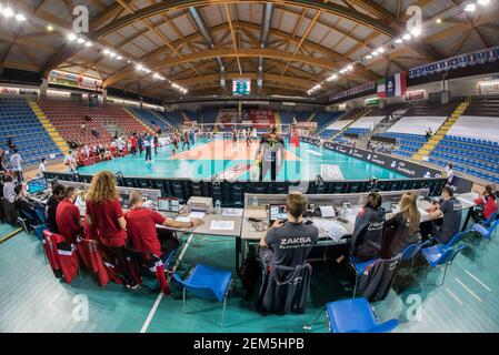 Civitanova Marche, Italien. Februar 2021, 24th. Eurosuole Forum Civitanova Marche während Cucine Lube Civitanova vs Grupa Azoty Kedzierzynyn Kozle, CEV Champions League Volleyballspiel in Civitanova Marche, Italien, Februar 24 2021 Quelle: Unabhängige Fotoagentur/Alamy Live News Stockfoto