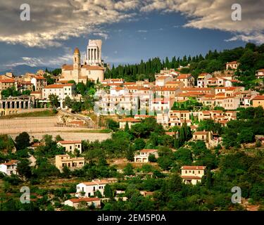 FR - ALPES MARITIMES: Dorf La Turbie Stockfoto