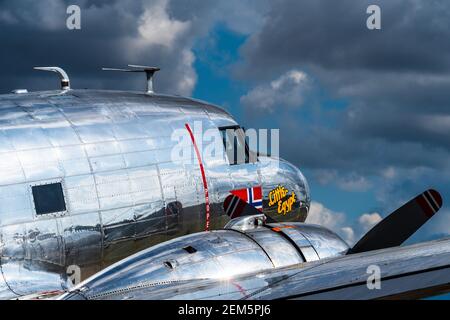 Dakota C-53 - wenig Ägypten, eine C-53 Skytrooper Verkehrsmittel Flugzeug LN-WND durch die Dakota Norway Stiftung. Gebaut 1943, in Europa im Zweiten Weltkrieg diente. Stockfoto