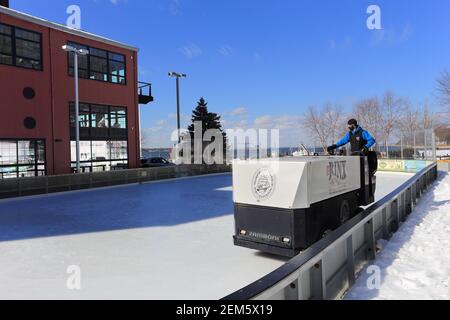 Ice Skating Rink Village von Port Jefferson Long Island Neu York Stockfoto