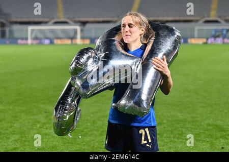 Florenz, Italien. Februar 2021, 24th. Florenz, Italien, Stadion Artemio Franchi, 24. Februar 2021, Valentina Cernoia (Italien) während der UEFA Women's EURO 2022 Qualifying - Italien gegen Israel - UEFA Fußball-Europameisterschaft Kredit: Lisa Guglielmi/LPS/ZUMA Wire/Alamy Live News Stockfoto