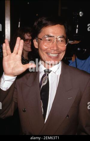 George Takei bei der Premiere von 'Star Trek VI' 03. Dezember 1991 Quelle: Ralph Dominguez/MediaPunch Stockfoto