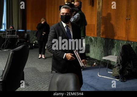 Washington, USA. Februar 2021, 24th. Xavier Becerra, Nominierter für den Minister für Gesundheit und menschliche Dienste, wird nach seiner Anhörung zur Nominierung des Finanzausschusses des Senats am Mittwoch, 24. Februar 2021 im Capitol Hill in Washington, DC gesehen (Foto von Greg Nash/Pool/Sipa USA) Quelle: SIPA USA/Alamy Live News Stockfoto