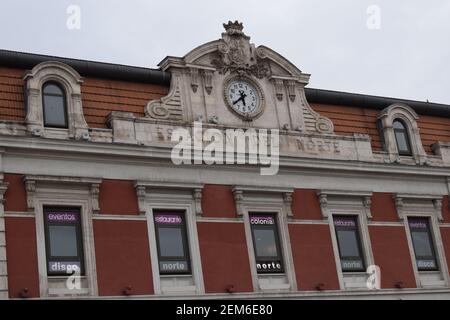 Bahnhof Príncipe Pío Stockfoto