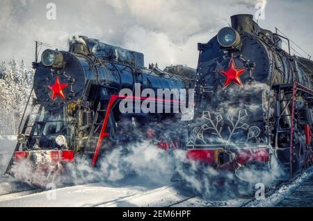 Sowjetische Hauptlinie Güterzuglokomotive L2331 der UdSSR. Retro-Transport. Betrieb Eisenbahn und Personenverkehr. Es ist von einer unterhaltsamen Natur Stockfoto