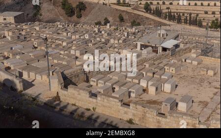 Jerusalem, Israel, 10. September 2018: Der alte jüdische Friedhof auf dem Olivenberg, Israel. Stockfoto