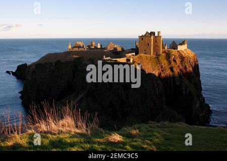 Dunnottar Castle, in der Nähe von Stonehaven, Aberdeenshire, Schottland Stockfoto