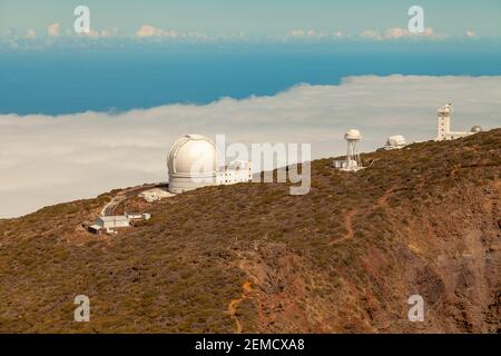 La Palma, Spanien - 1. November 2016: Überblick über einige der Teleskope am Roque de los Muchachos Observatorium, ORM, astronomische Sternwarte lokalisieren Stockfoto