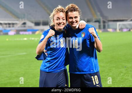 Florenz, Italien. 24th Feb, 2021. ita 08 und Cristiana Girelli (Italien) während der UEFA Women's EURO 2022 Qualifying - Italien gegen Israel, UEFA Fußball-Europameisterschaft in Florenz, Italien, Februar 24 2021 Quelle: Independent Photo Agency/Alamy Live News Stockfoto