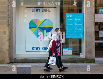 Preston, Lancashire. Februar 2021, 25th. Das Stadtzentrum dezimierte sich mit Geschäftsschließungen und Geschäftsausfällen. Quelle: MediaWorldImages/AlamyLiveNews. Stockfoto