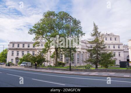 Leeds – 31. Juli 2017 : das Parkinson-Gebäude an der Universität von Leeds, Seitenansicht von der Woodhouse Lane Stockfoto