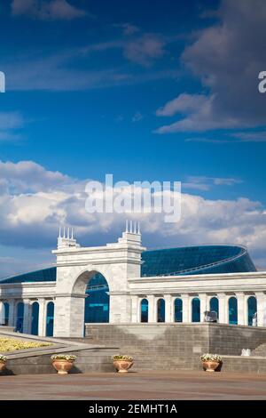 Kasachstan, Astana, Shabyt Palast der Künste Stockfoto