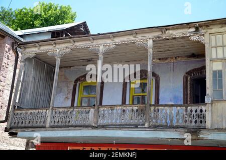 Balkon in der Stadt Dilijan, Armenien Stockfoto