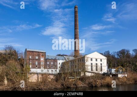 Wasserkraftwerk Horster Mühle an der Ruhr in Essen. Stockfoto