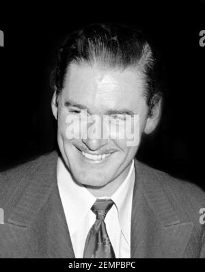 Errol Flynn. Porträt des Hollywood-Filmstars Errol Leslie Thomson Flynn (1909-1959), Foto: Harris und Ewing, Washington DC, Februar 1939 Stockfoto