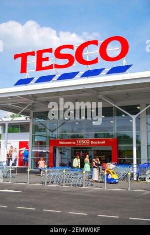 Tesco Supermarkt, Martins Heron, Berkshire, England, Vereinigtes Königreich Stockfoto