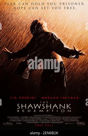 The Shawshank Redemption (1994) Regie: Frank Darabont mit Tim Robbins, Morgan Freeman und Bob Gunton. Adaption der Kurzgeschichte von Stephen King über das Band der Freundschaft zwischen zwei Gefangenen, die einen Weg finden, die Hoffnung unter widrigen Umständen lebendig zu halten. Stockfoto