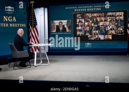 Washington, USA. Februar 2021, 25th. Präsident Joe Biden nimmt am Wintertreffen der National Governors Association im Weißen Haus, Donnerstag, 25. Februar 2021 Teil. (Foto von Doug Mills/Pool/Sipa USA) Quelle: SIPA USA/Alamy Live News Stockfoto