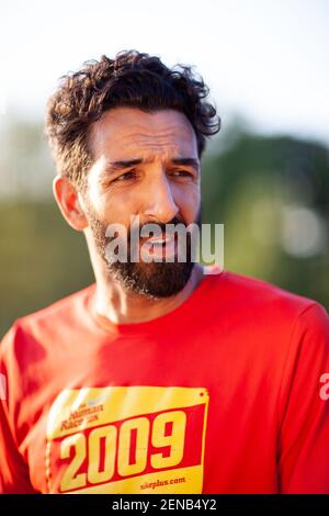 Skateboarder mittleren Alters im Clisssold Park Hackney Skatepark Stockfoto