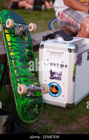 Skateboarder mittleren Alters im Clisssold Park Hackney Skatepark Stockfoto