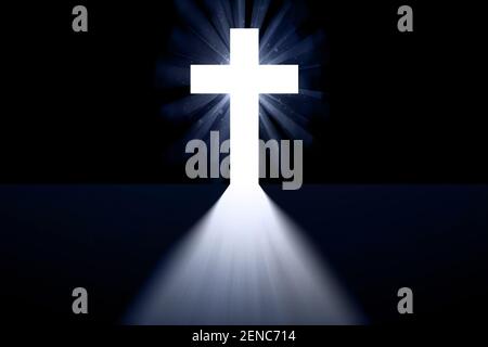 Kreuzförmige Eingangstür auf schwarzem Hintergrund und Blendung Helles, in den dunklen Raum eintrettes Zimmer Stockfoto