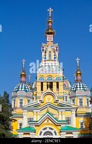 Kasachstan, Almaty, Panfilov Park, Zenkov Kathedrale - komplett aus Holz gebaut Stockfoto