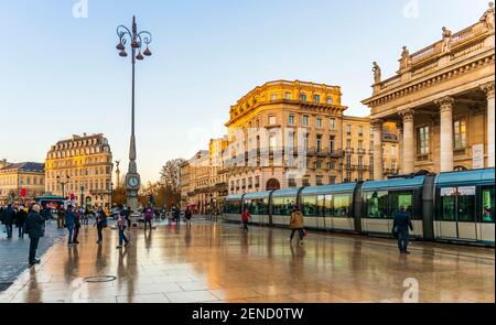 Place de la Comedie in Bordeaux in Gironde, New Aquitanien, Frankreich Stockfoto